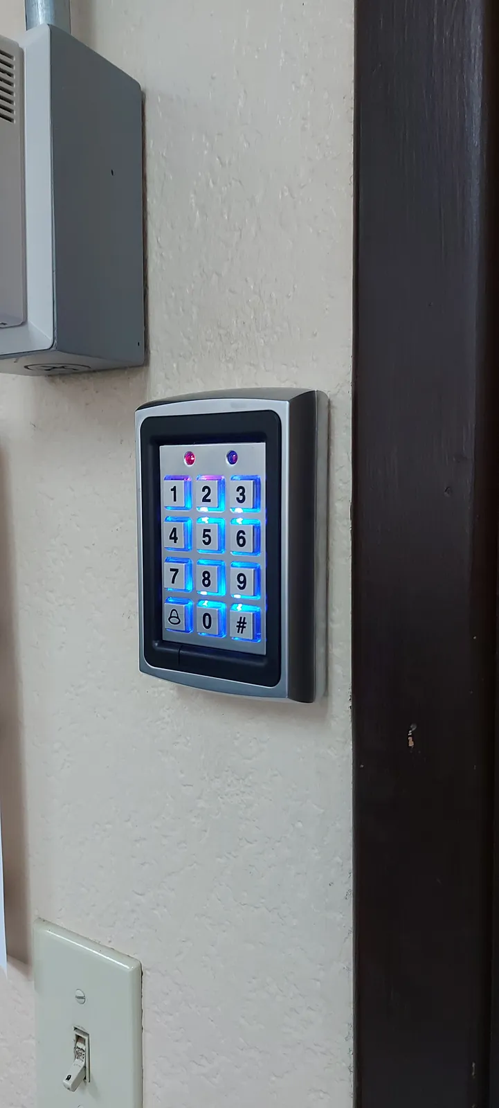 Control de Acceso Electrónico en Oficinas